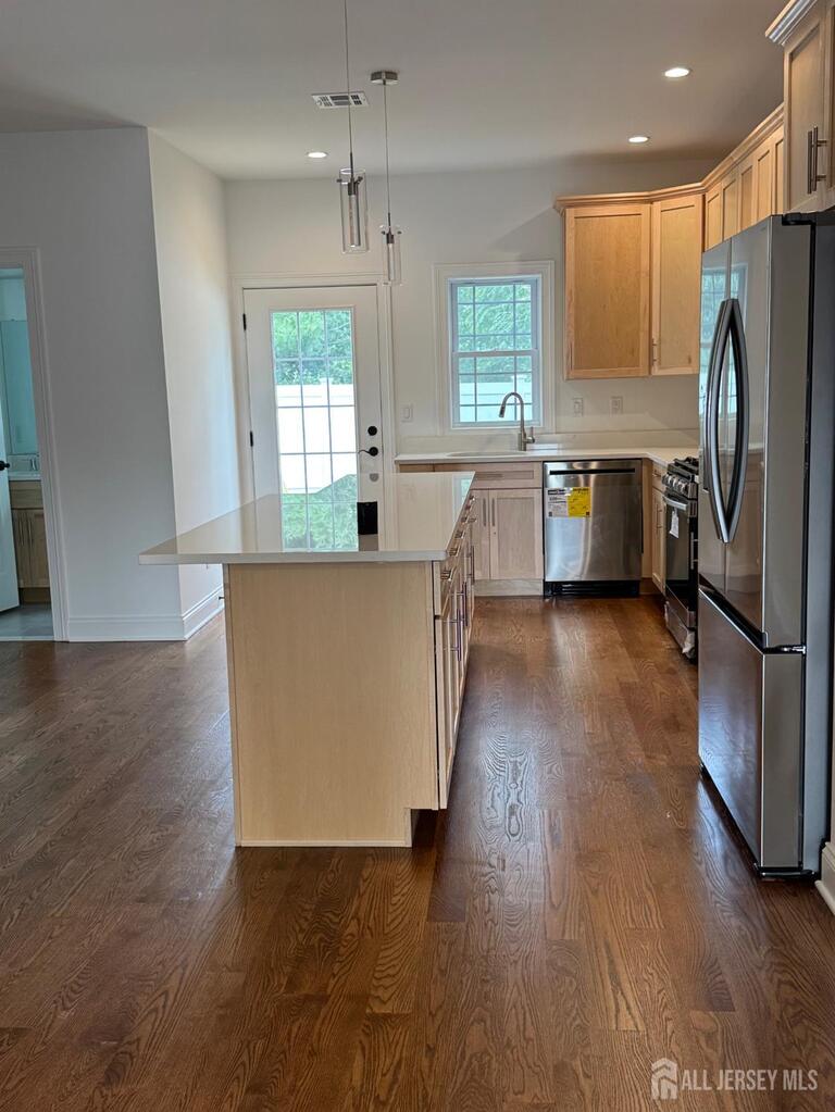 Photo 11 of 14 Moyse Place, Edison NJ 08820, Edison, NJ