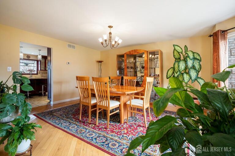 Photo 7 of 41 Addington Court, East Brunswick NJ 08816, East Brunswick, NJ