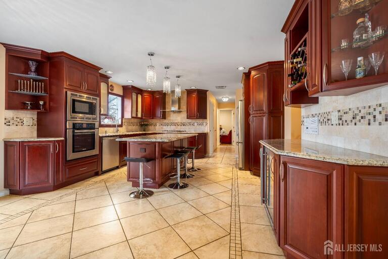 Photo 8 of 41 Addington Court, East Brunswick NJ 08816, East Brunswick, NJ