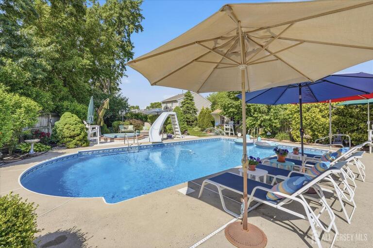 Photo 14 of 902 10th Street, Union Beach NJ 07735, Union Beach, NJ