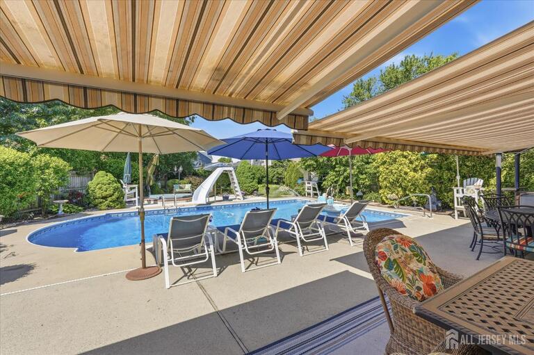 Photo 13 of 902 10th Street, Union Beach NJ 07735, Union Beach, NJ