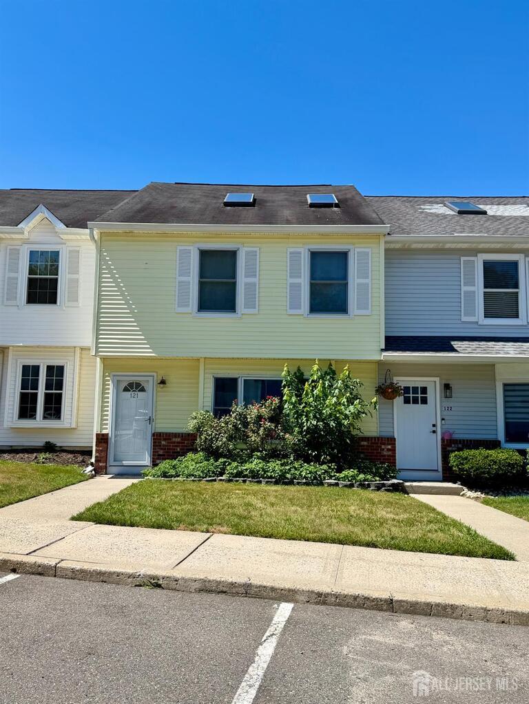 Photo 2 of 121 Joan Court, Jackson NJ 08527, Jackson, NJ