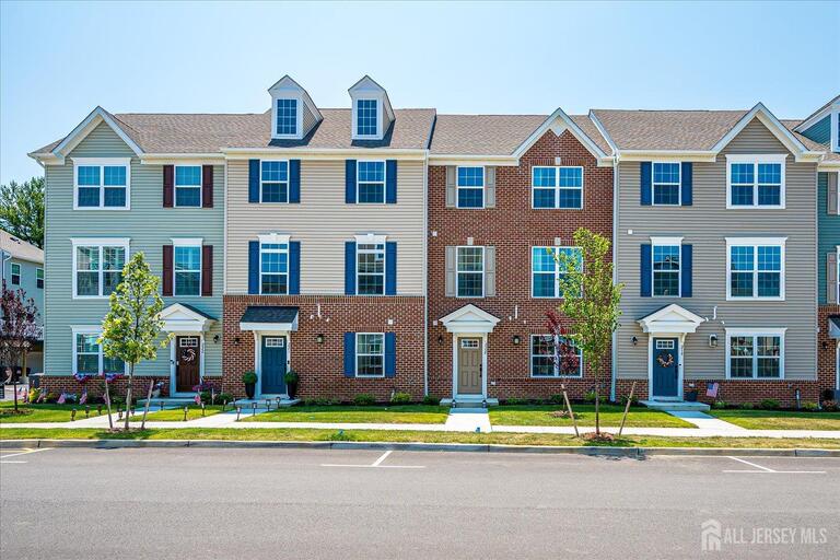 Photo 1 of 220 Anchor Way, Aberdeen NJ 07721, Aberdeen, NJ
