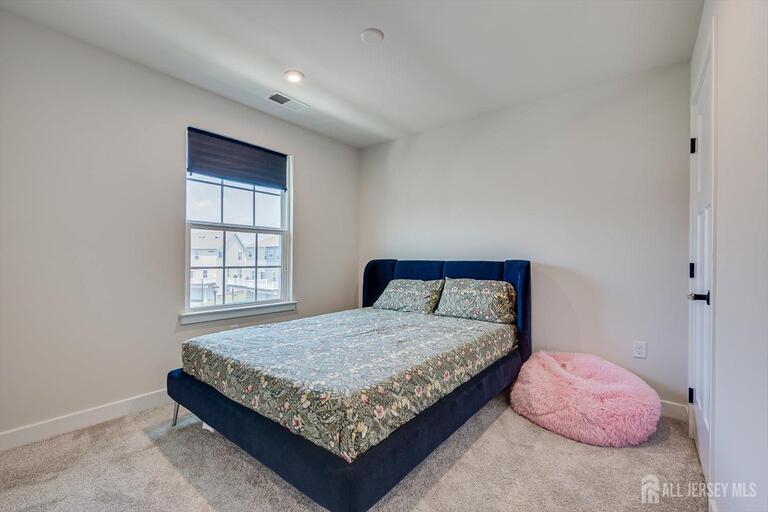 Photo 37 of 220 Anchor Way, Aberdeen NJ 07721, Aberdeen, NJ