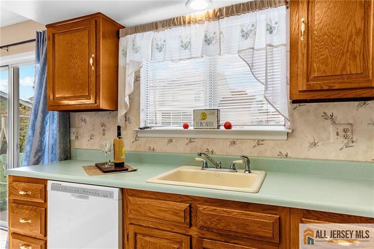 Photo 13 of 376 Stirling Drive # 376A, Monroe NJ 08831, Monroe, NJ