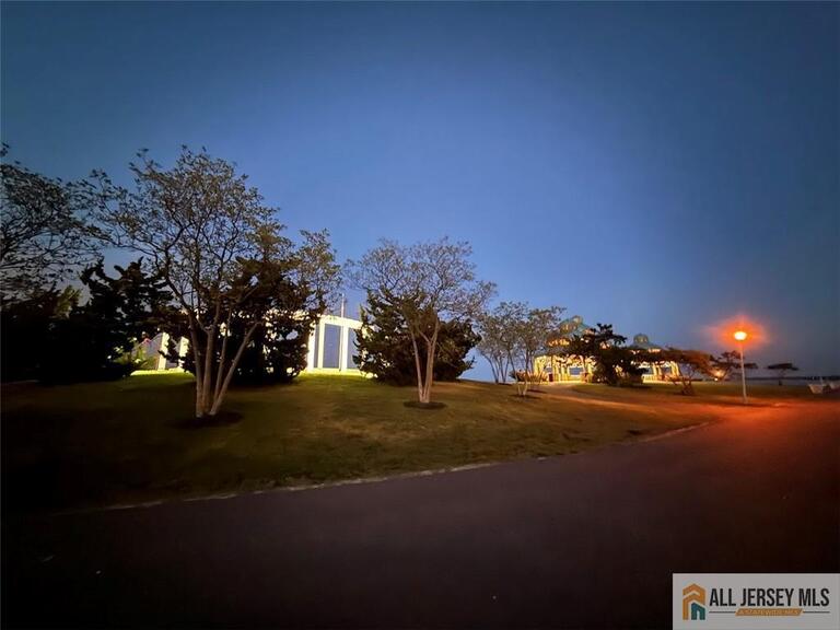 Photo 41 of 68 S Shore Drive # 21, South Amboy NJ 08879, South Amboy, NJ