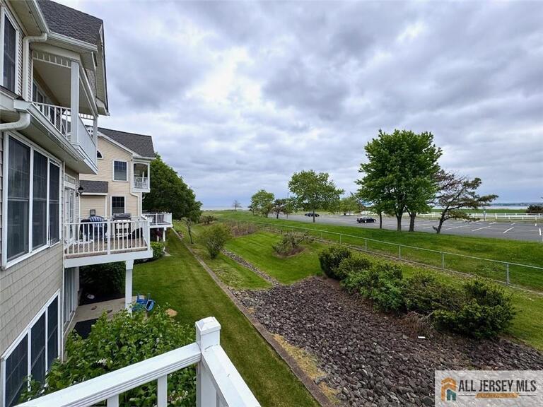 Photo 14 of 68 S Shore Drive # 21, South Amboy NJ 08879, South Amboy, NJ