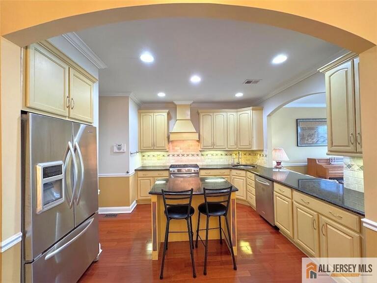 Photo 5 of 68 S Shore Drive # 21, South Amboy NJ 08879, South Amboy, NJ