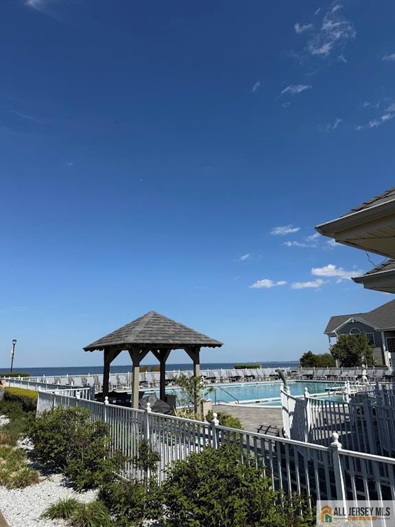 Photo 40 of 68 S Shore Drive # 21, South Amboy NJ 08879, South Amboy, NJ