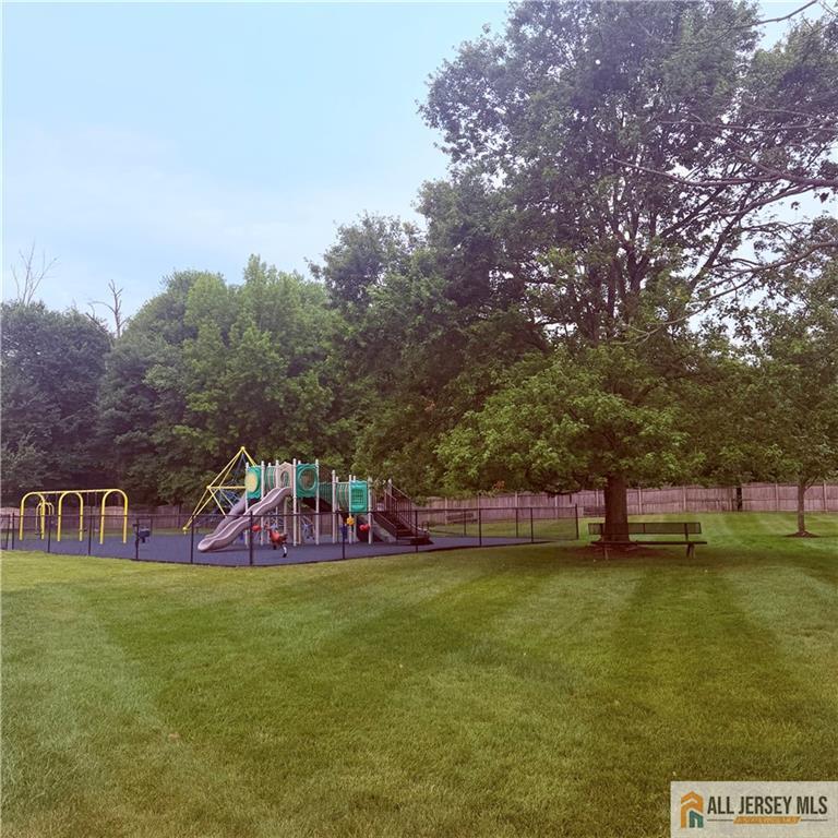 Photo 44 of 2 Park Gate Drive # 1002, Edison NJ 08820, Edison, NJ