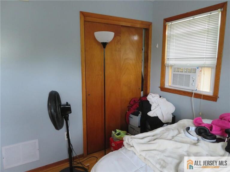 Photo 24 of 78 6th Avenue, Port Reading NJ 07064, Port Reading, NJ