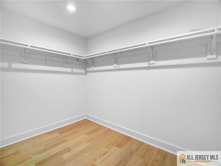Photo 22 of 529 Wood Avenue, Edison NJ 08820, Edison, NJ