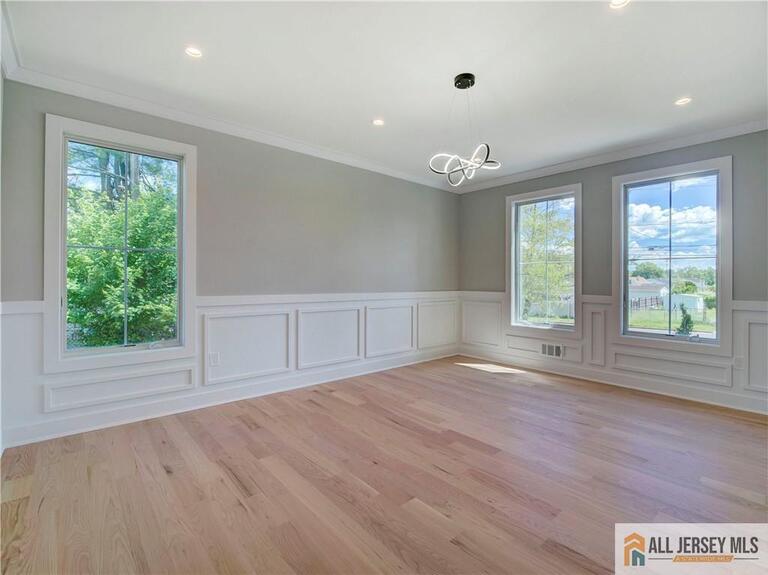 Photo 6 of 529 Wood Avenue, Edison NJ 08820, Edison, NJ