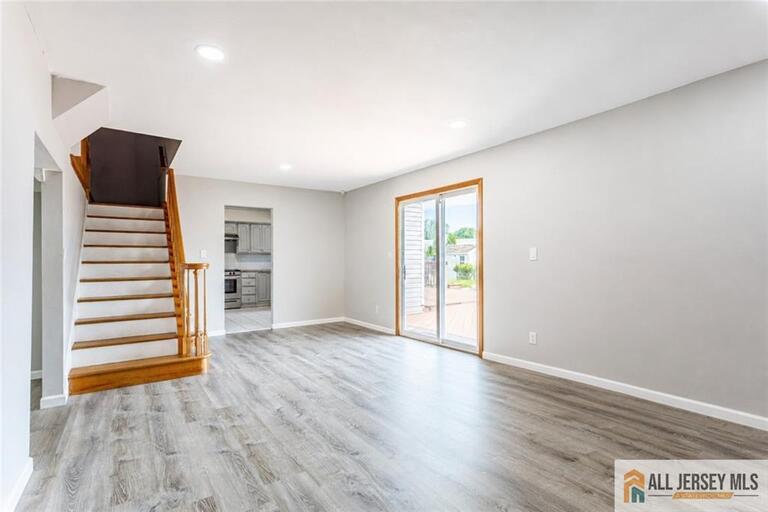 Photo 10 of 16 W Susan Street, Hazlet NJ 07730, Hazlet, NJ