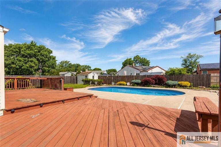 Photo 30 of 16 W Susan Street, Hazlet NJ 07730, Hazlet, NJ