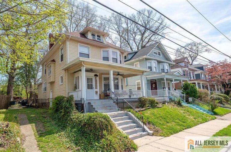 Photo 1 of 28 Oak Lane, Trenton NJ 08618, Trenton, NJ