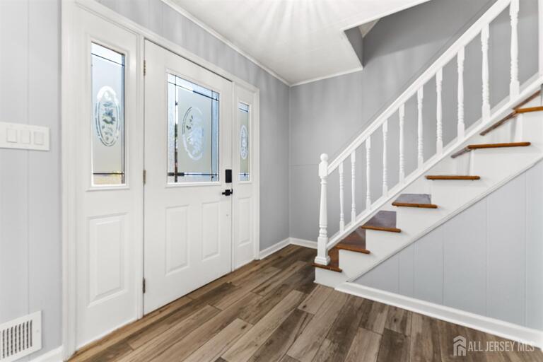 Photo 3 of 14 Mayling Court, Edison NJ 08837, Edison, NJ