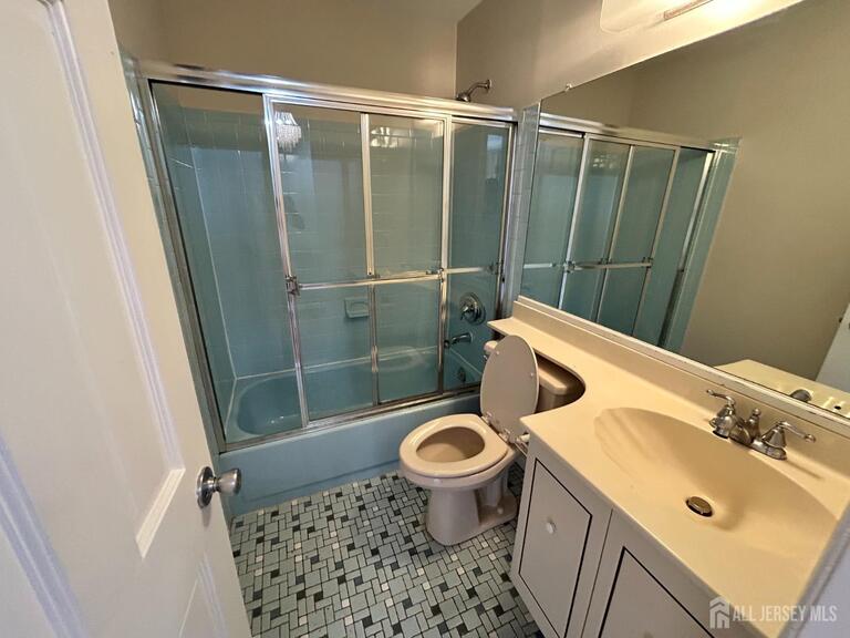 Photo 18 of 17 Westgate Drive, Edison NJ 08820, Edison, NJ