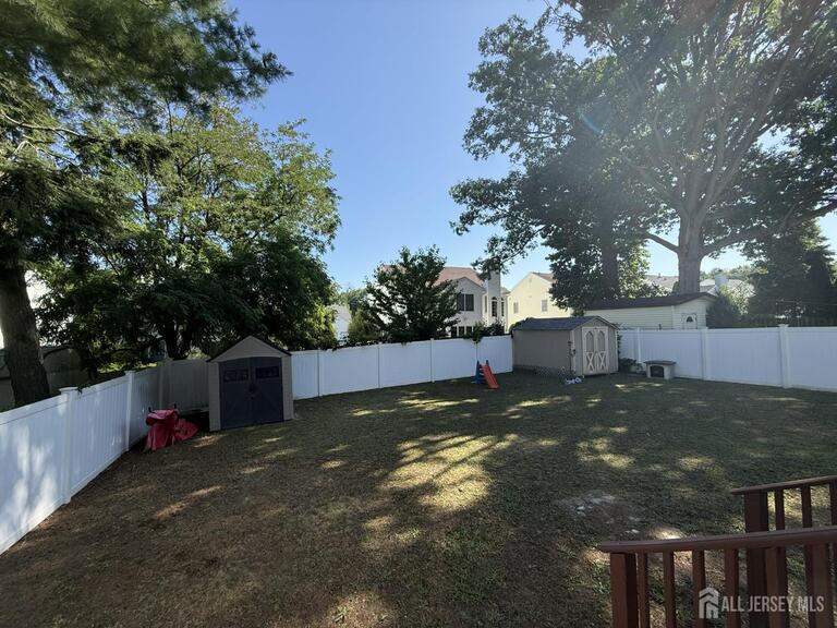 Photo 22 of 39 Stratford Road, East Brunswick NJ 08816, East Brunswick, NJ