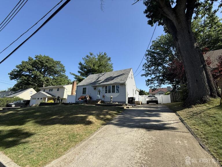 Photo 24 of 39 Stratford Road, East Brunswick NJ 08816, East Brunswick, NJ