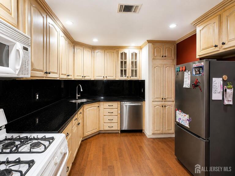 Photo 1 of 190 College Drive, Edison NJ 08817, Edison, NJ