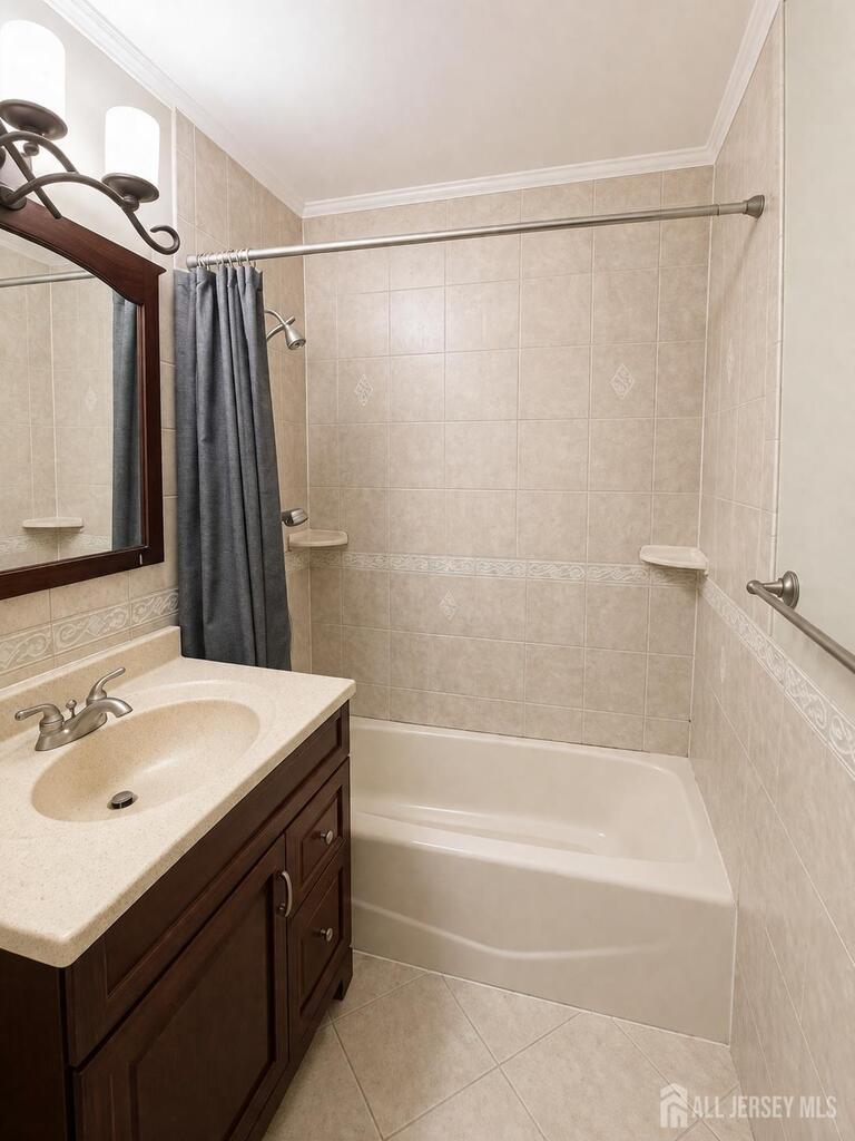 Photo 7 of 190 College Drive, Edison NJ 08817, Edison, NJ