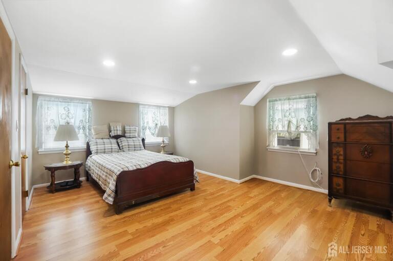 Photo 16 of 354 Colonia Boulevard, Colonia NJ 07067, Colonia, NJ