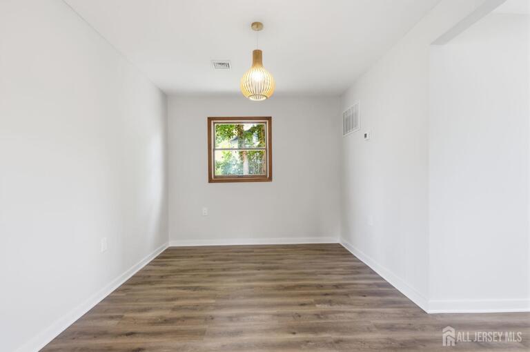 Photo 11 of 2 Kendall Drive, Parlin NJ 08859, Parlin, NJ