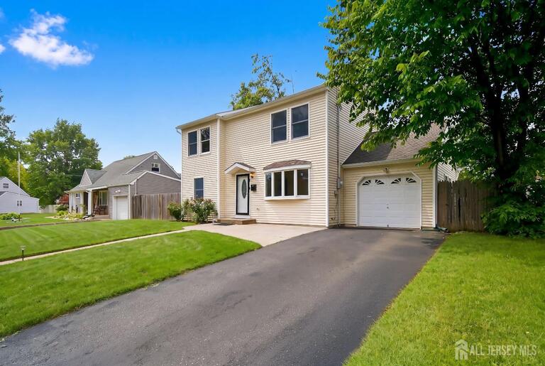 Photo 1 of 29 Windsor Drive, East Brunswick NJ 08816, East Brunswick, NJ