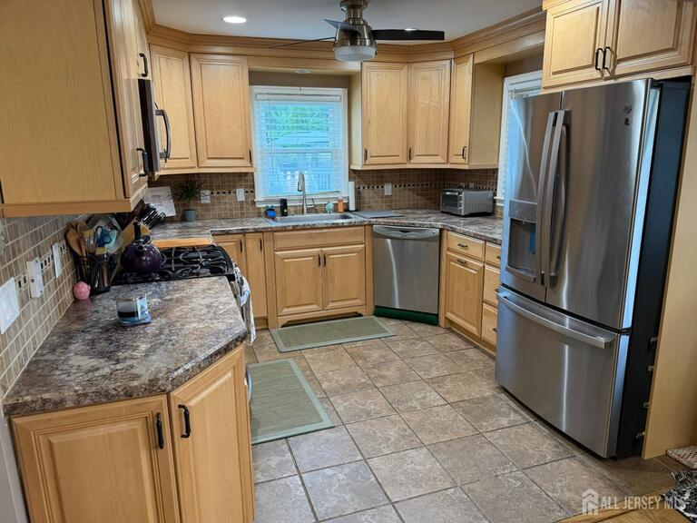 Photo 11 of 232 n jackson Avenue, North Plainfield NJ 07060, North Plainfield, NJ