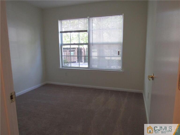 Photo 8 of 701 Stony Brook Way, North Brunswick NJ 08902, North Brunswick, NJ