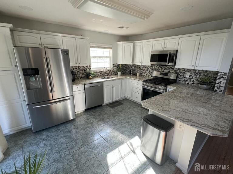 Photo 9 of 301 Park Knoll, South Brunswick NJ 08540, South Brunswick, NJ