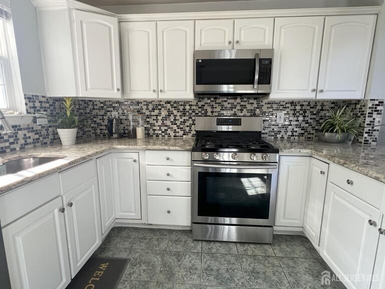 Photo 10 of 301 Park Knoll, South Brunswick NJ 08540, South Brunswick, NJ