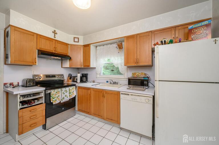 Photo 9 of 405 Magnolia Road, Mount Laurel NJ 08054, Mount Laurel, NJ
