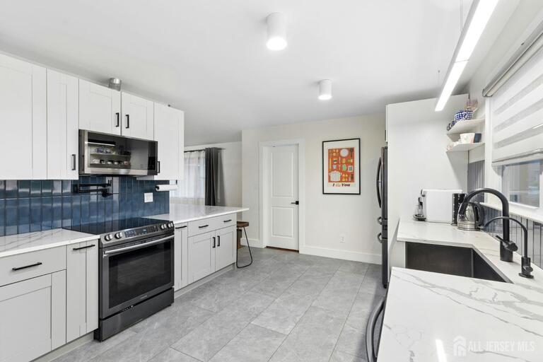 Photo 9 of 125 W Minna Avenue, Avenel NJ 07001, Avenel, NJ