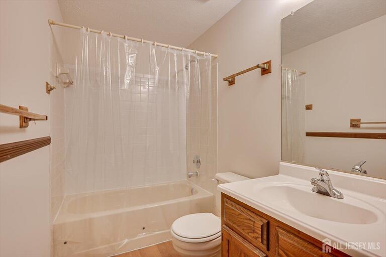 Photo 18 of 12 S Hill Drive, Hamilton NJ 08610, Hamilton, NJ