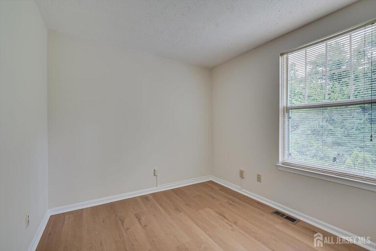 Photo 19 of 12 S Hill Drive, Hamilton NJ 08610, Hamilton, NJ