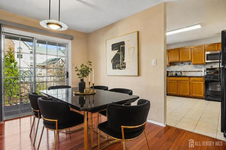 Photo 6 of 216 Copeley Way, North Brunswick NJ 08902, North Brunswick, NJ