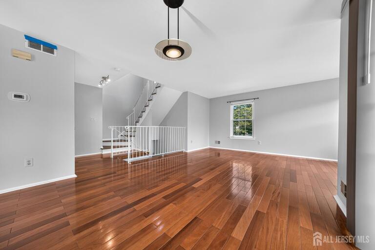 Photo 5 of 216 Copeley Way, North Brunswick NJ 08902, North Brunswick, NJ