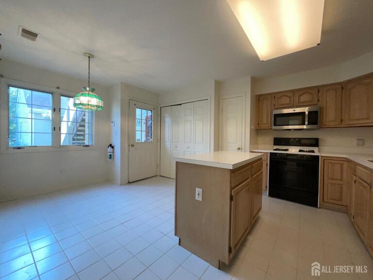 Photo 12 of 81 Winthrop Road # C, Monroe NJ 08831, Monroe, NJ
