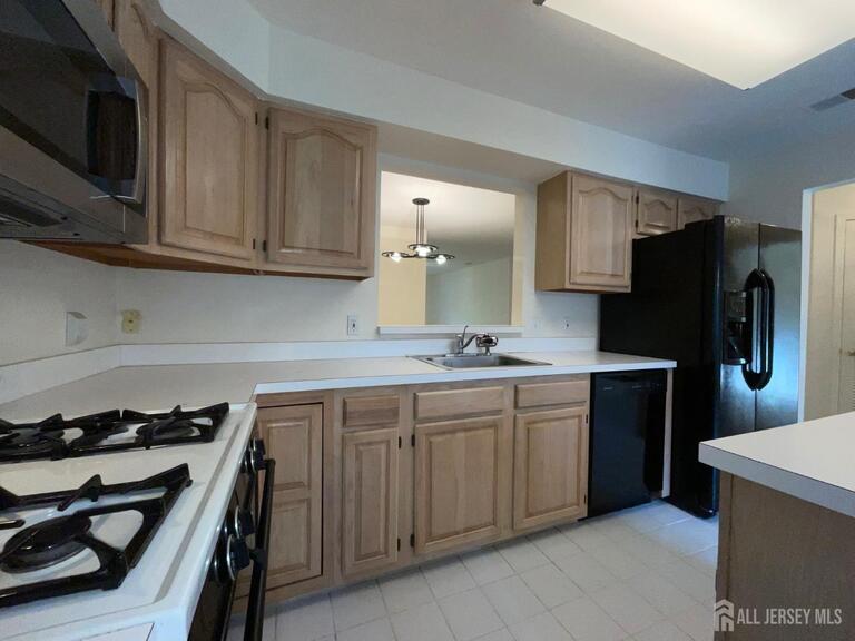 Photo 19 of 81 Winthrop Road # C, Monroe NJ 08831, Monroe, NJ