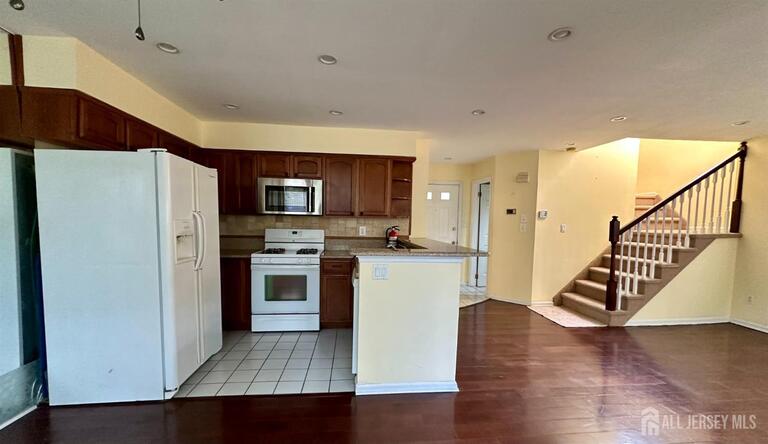 Photo 7 of 435 Meade Court, East Brunswick NJ 08816, East Brunswick, NJ