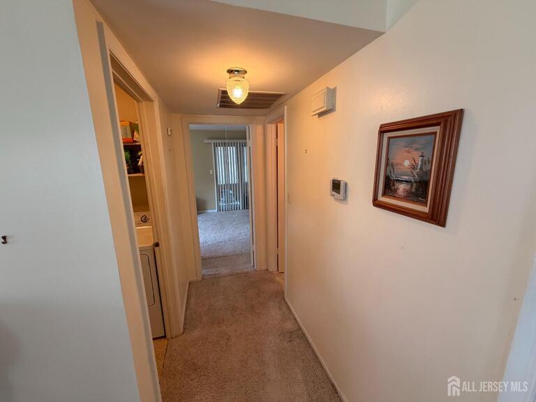 Photo 5 of 30 Van Pelt Court, East Brunswick NJ 08816, East Brunswick, NJ