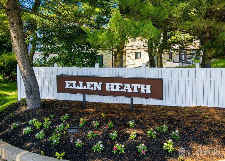 Photo 41 of 53 Ellen Heath Drive, Old Bridge NJ 07747, Old Bridge, NJ