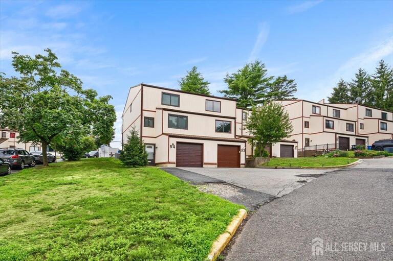 Photo 4 of 53 Ellen Heath Drive, Old Bridge NJ 07747, Old Bridge, NJ