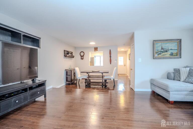 Photo 15 of 9 Wood Acres Drive, North Brunswick NJ 08902, North Brunswick, NJ