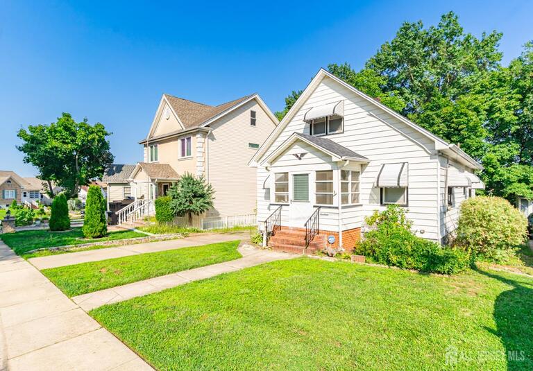 Photo 3 of 19 Pulawski Avenue, South River NJ 08882, South River, NJ