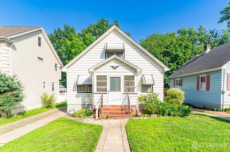 Photo 2 of 19 Pulawski Avenue, South River NJ 08882, South River, NJ