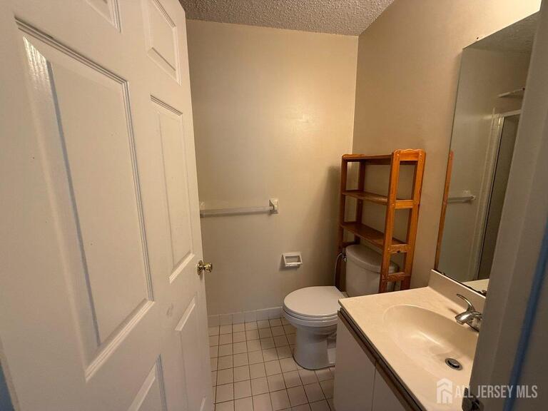 Photo 11 of 18 Guisborough Way, Edison NJ 08820, Edison, NJ