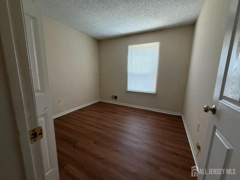 Photo 7 of 18 Guisborough Way, Edison NJ 08820, Edison, NJ